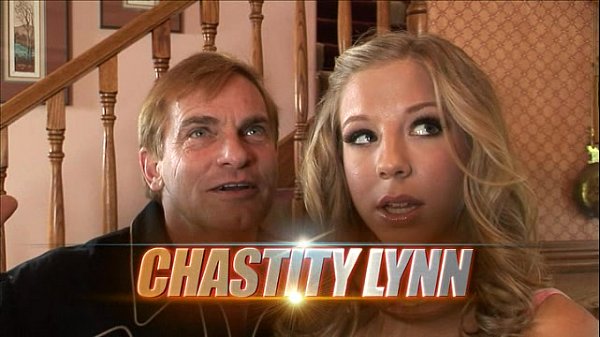 Trailer Smash_PicturesFriendsand Family 2