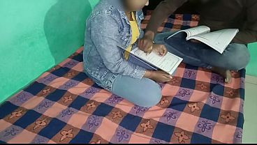 Nonton First Time Fucked Hard Hidden Cam Hindi Talk Video thumbnail