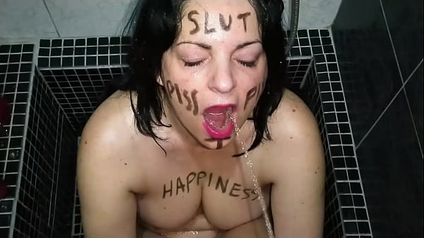 Horny Pee Drinking Amateur thumbnail