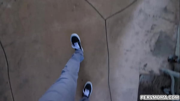 Stepson cannot resist his horny stepmom Sophia West