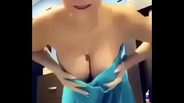 Mujer pierde apuesta y_muestra_todo