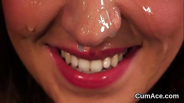 Friskylooker_gets jizz shot on her face eating all the juice