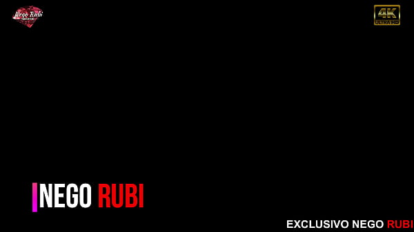 Nonton Comendo Minha Esposa E Eu S&oacute; Olhando Batendo Punheta thumbnail