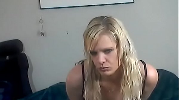 Play MP4 - whore katie fills her holes