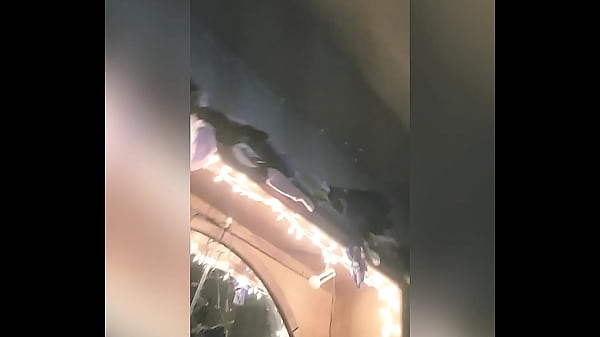 Play MP4 - HOTWIFE AMATEUR DEEPTHROATS MULTIPLE GUYS COCKS