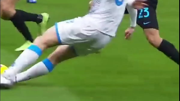 Piernas_de futbolistas_del Nápoli