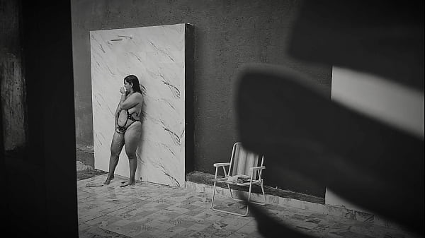 Camera De Seguran&ccedil;a Do Vizinho Pegou Casal Fodendo E Mulher Tomando Banho Pelada No Quintal thumbnail