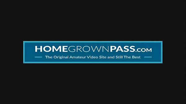 Nonton Mature Babe Pleasuring Herself Intensely thumbnail