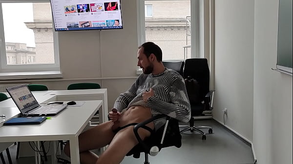 Play MP4 - Naughty teacher gives an online lesson