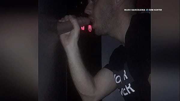 Gloryhole blowjob 