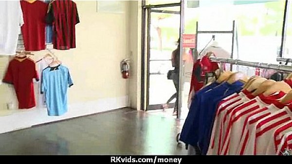 Nonton Sexy Teen Nails Her Butt On Hard Dick For Cash 11 thumbnail