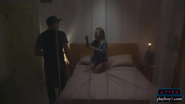 Cougars from LA are all about_fucking with y.guys