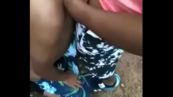 Play MP4 - Dando mamadeira