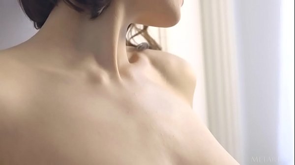 Play MP4 - METART - Italian beauty Sade Mare