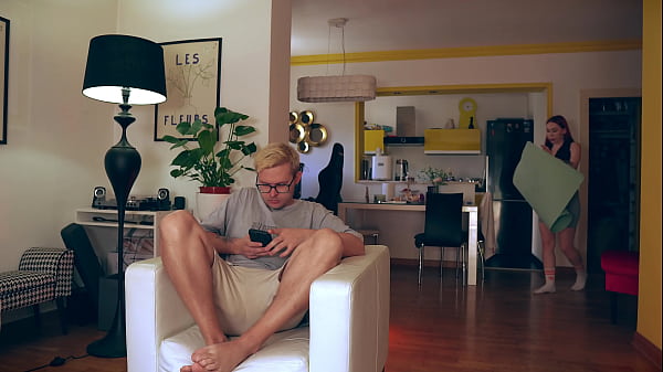 Nonton Redhead Gf&rsquo;s Yoga Session Turns Into Hardcore Fuck thumbnail