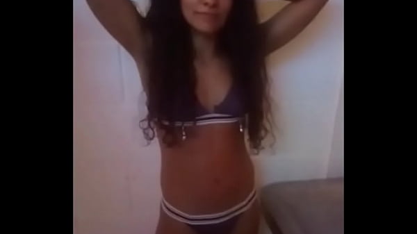 Play MP4 - In the party&excl; &lpar;stories&rpar;