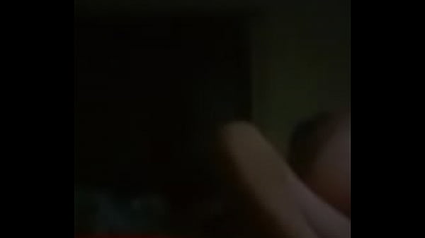 mi esposa clavando