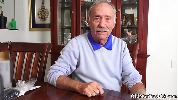 Milf firsttime Poping Pils