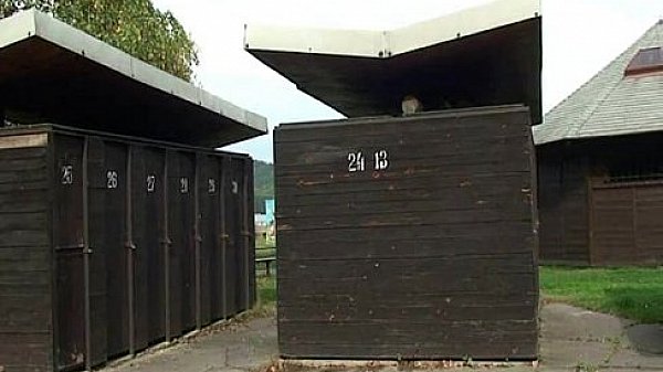 Nonton Suck Gangbang thumbnail