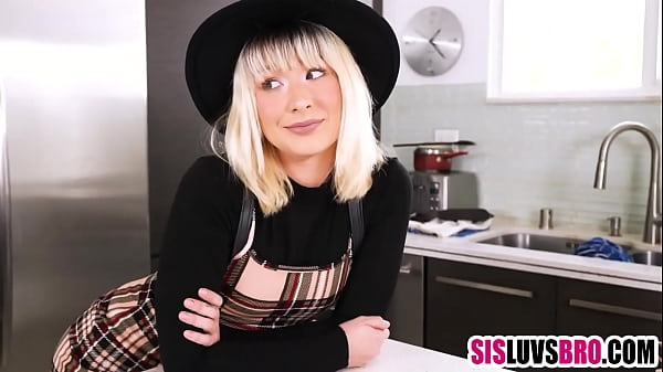 Hot cute Teen poses - blowjob