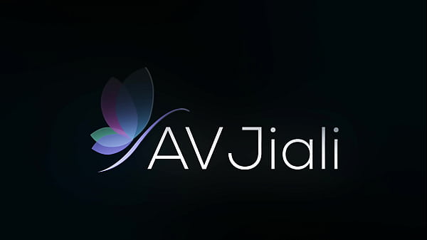 Nonton Bad Bad Is Naked For Painting Before Getting Fucked thumbnail