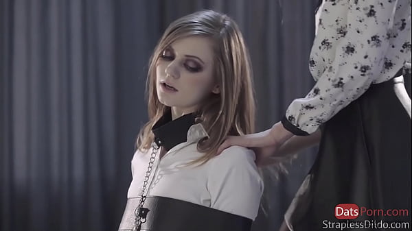 Mia explores the ties thatbind