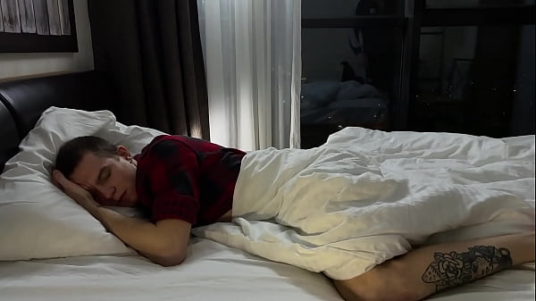 Play MP4 - Woke up with hard fucking with a big dick Falcon Al Oliver Strelly - 110