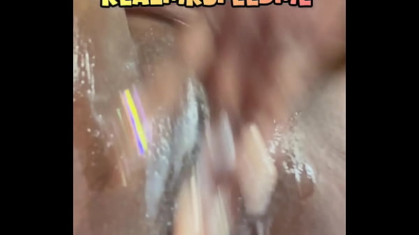 Play MP4 - Finger fucking my sweet pussy