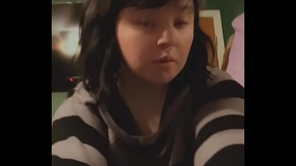 Nonton Gothic Puppy Gal thumbnail