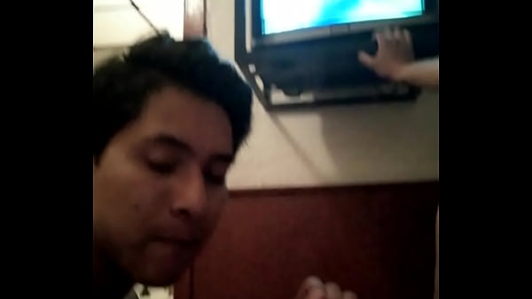 Tragando una deliciosa verga 