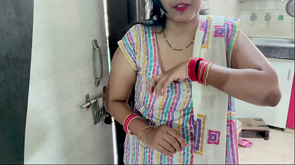 Play MP4 - दोस्त की अम्मा चुद गई - xxx दोस्त की हॉट माँ को घर पर अकेली रहते हुए चोदा