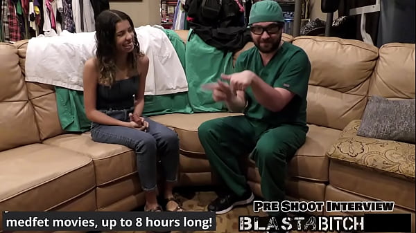 Aria nicole's pussy gets creampied during doctors visit 