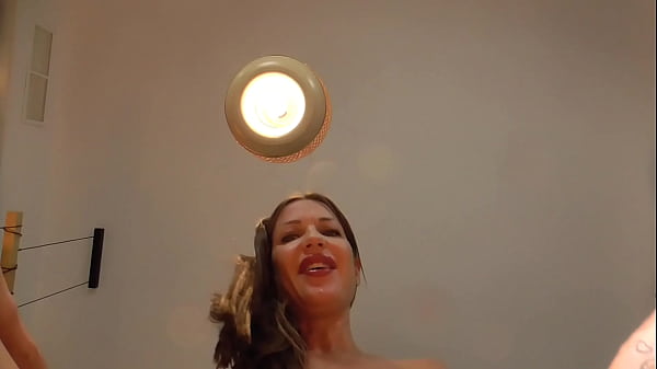 Hey spittoon open your mouth 