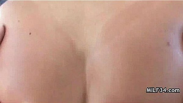 Nonton Horny Milf Dps Stud thumbnail