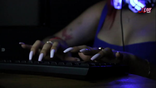 Very beautiful latina with big tits subtly demonstrates her talent and agility dexterity and sensuality 