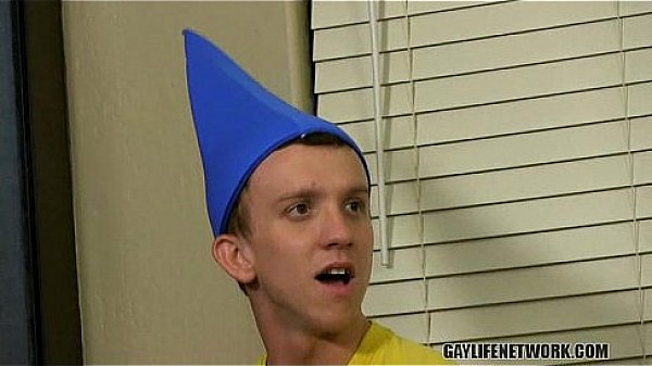 Jordan Ashton drills Max Martin 