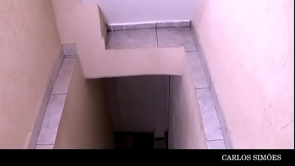 Nonton My Best Friend Joined The Threesome And Sat Nicely On The Well-endowed Guy. thumbnail