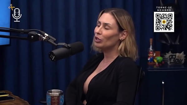 EMME WHITE PUTA SAFADA NO FLOW 