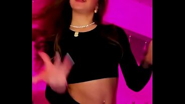 Colegiala Ricas Piernas Cruzadas Sexy Crossed Legs thumbnail