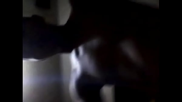 Chibolo me ense&ntilde;a su pene 