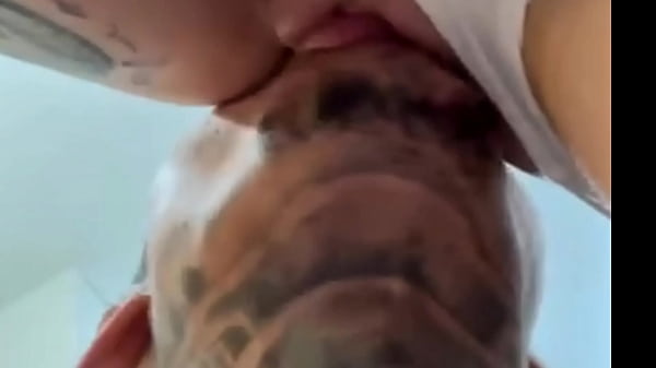 Play MP4 - Sexo gostoso com a novinha do bucetao parte 1