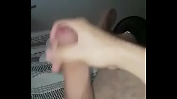 Play MP4 - Morning boner&period; Gozando logo de manh&atilde;