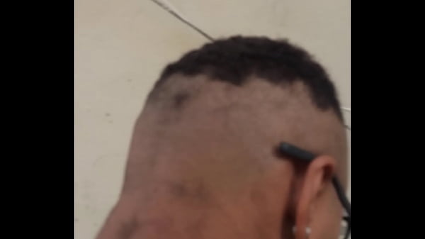 NOVINHO ACASALA COM RATO 