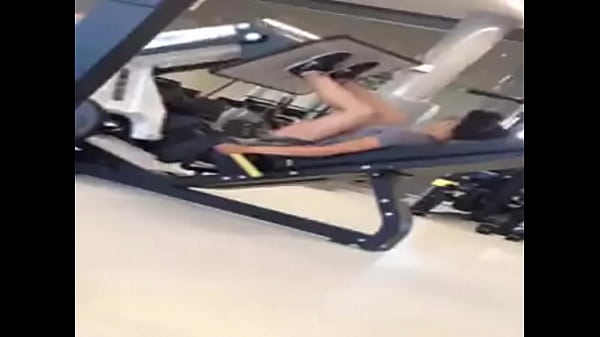 Nonton Young Gril At Fitness With Sweaty Armpit thumbnail