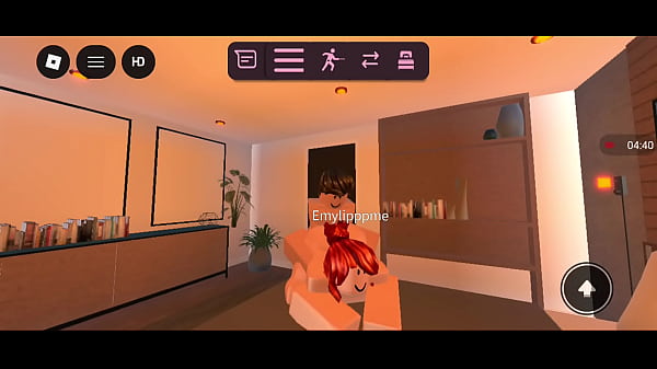 Zorrita no aguanta ser sometida y escapa de la habitaci&oacute;n para no ser usada m&aacute;s tiempo 