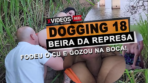 Esposa Safada Levando Vara E Engolindo Porra Na Beira Da Represa. Em Frente Do Corno Manso Que Filma Toda Putaria. thumbnail