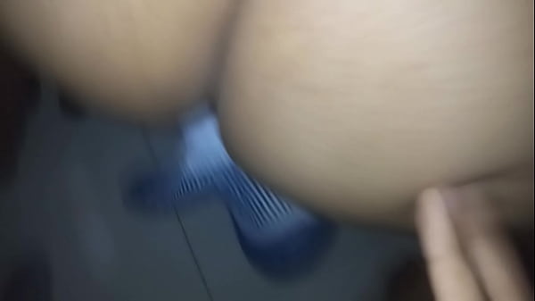 Bombando no cuzinho dela 333