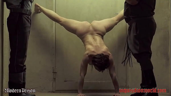 Tittentraining Im Frauenknast (komplette Szene) thumbnail