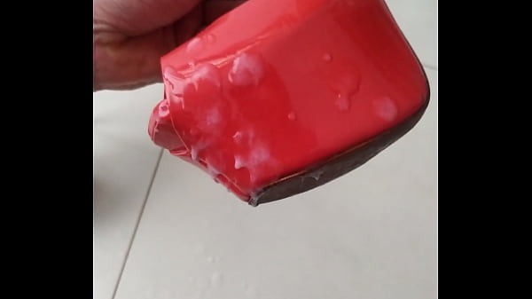 Play MP4 - Mais Uma gozada no Peep toe vermelho da namorada&excl; big cumshot on girlfriend's red high heels