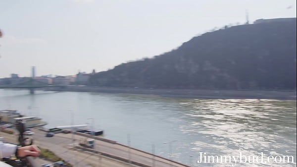 Nonton My Girlfriend Sucks My Cock On The Terrace In Front Of People thumbnail